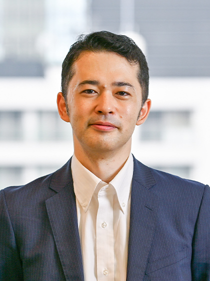 鶴本穣治